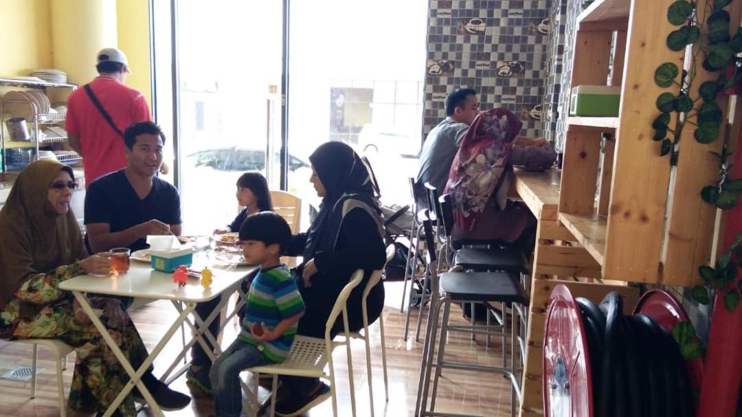 Hotel Zamburger Kota Warisan Sepang Eksteriør bilde